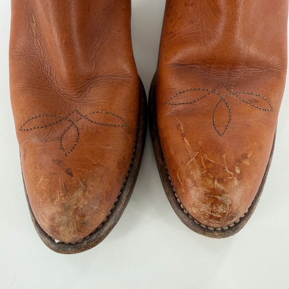 Vintage Frye Women's Brown Heeled Boots - Picture 5 of 6